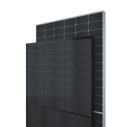 Face arrière active du panneau solaire bifacial Elios Voltaic 440 W