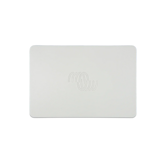 Coque de protection Victron pour écran GX Touch 70 posée sur son cadre