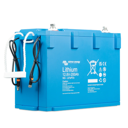 Batterie Victron Energy NG 200Ah montée par courroie dans un système de stockage